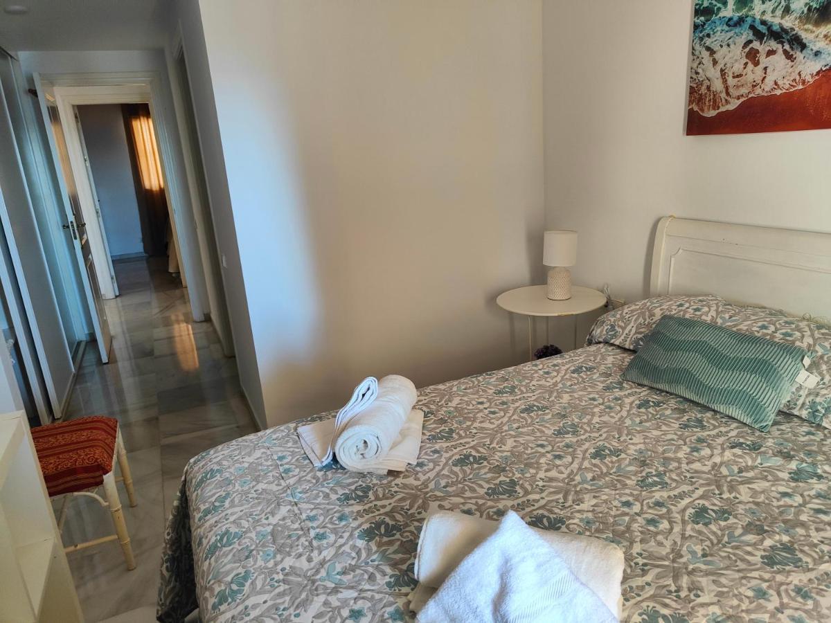 Apartamento Cerca De La Playa Con Piscina Fuengirola Kültér fotó